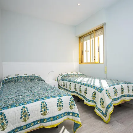 Vacaciones Playa Poniente