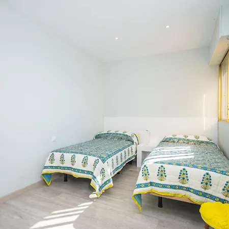 Vacaciones Playa Poniente בנידורם